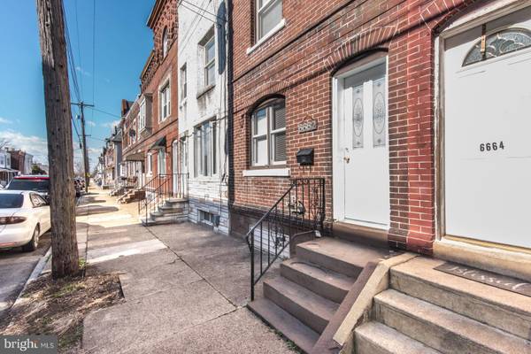 Philadelphia, PA 19135,6662 TULIP ST