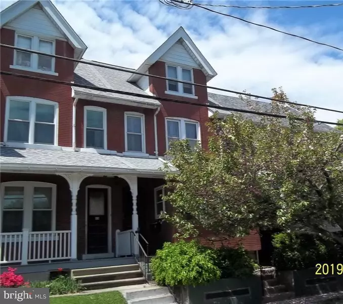 827 SENECA ST, Bethlehem, PA 18015