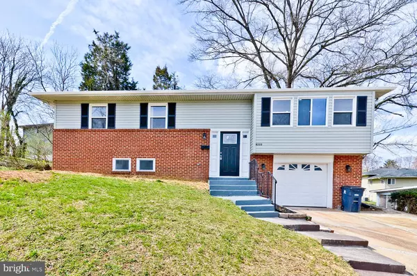 8203 STARDUST PL, Fort Washington, MD 20744