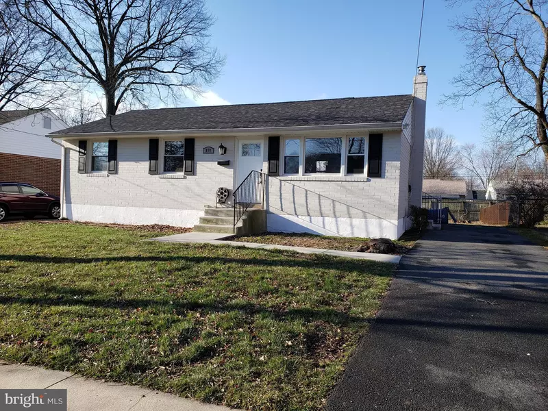 318 DELAWARE AVE, Claymont, DE 19703