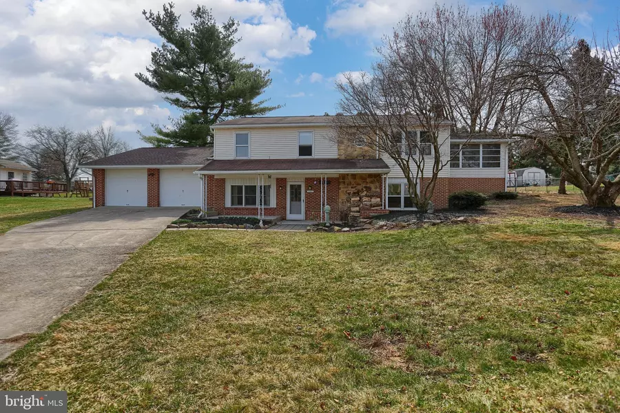 6363 LOCUST LN, Mechanicsburg, PA 17050