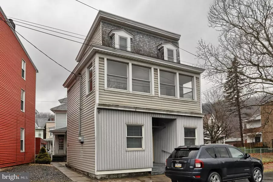 522 PINE ST, Tamaqua, PA 18252