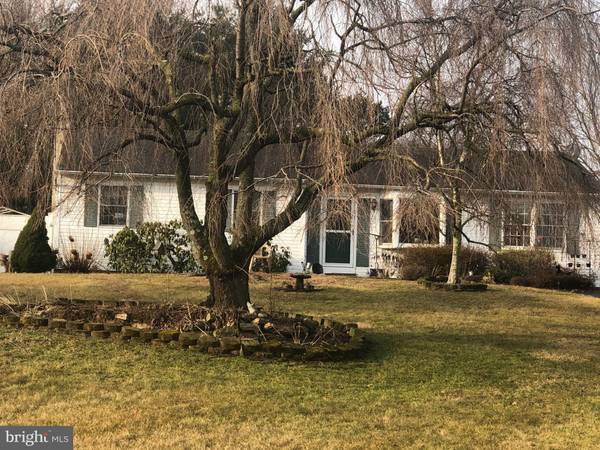 4668 WINDING RD, New Tripoli, PA 18066