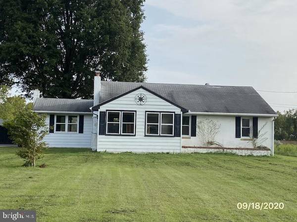 426 E PITTSFIELD ST, Pennsville, NJ 08070