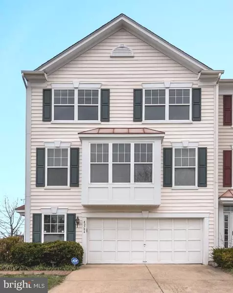 43784 GROVEMONT TER, Ashburn, VA 20147