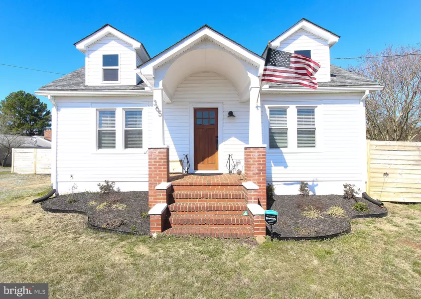 365 WHITE OAK RD, Fredericksburg, VA 22405