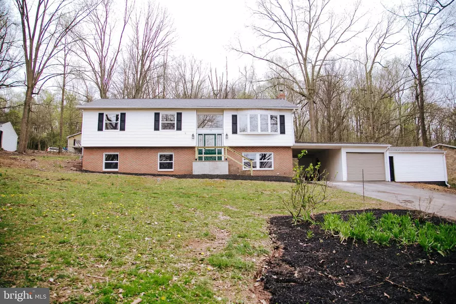 15 RAMBLEWOOD DR, Etters, PA 17319