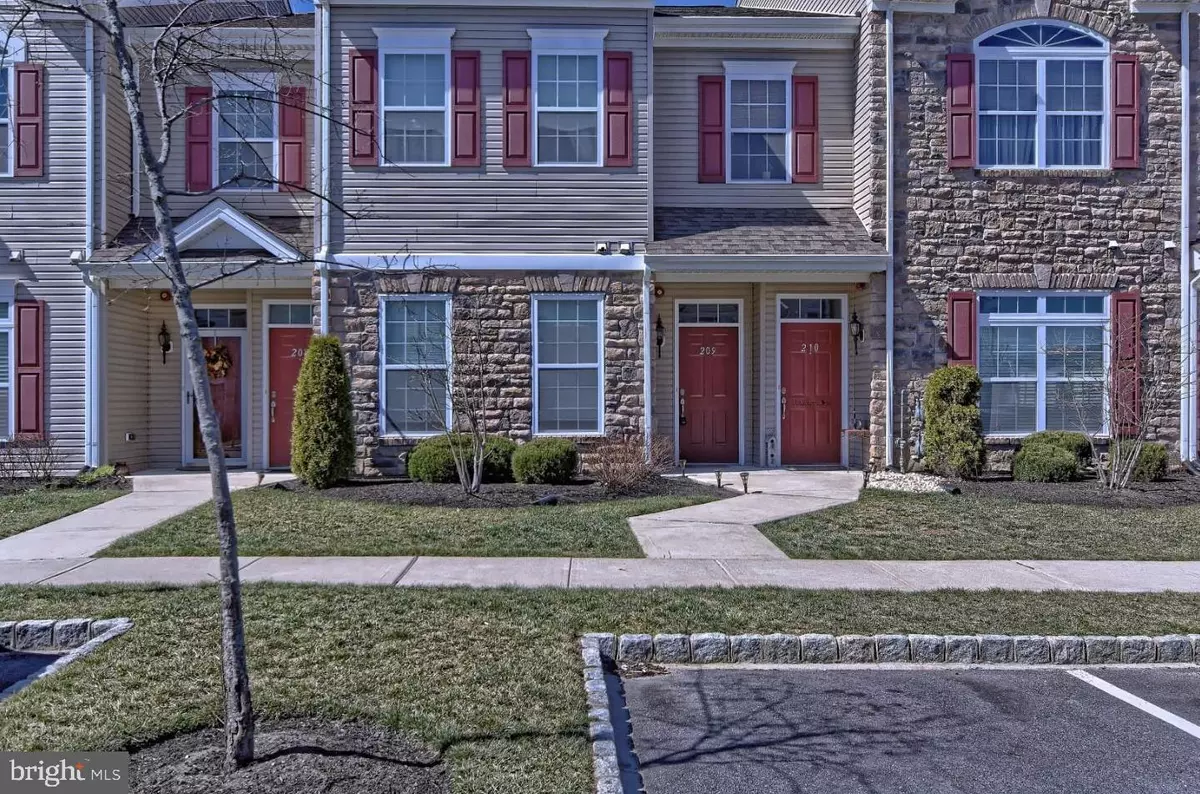 Williamstown, NJ 08094,209 RAPHAEL CT