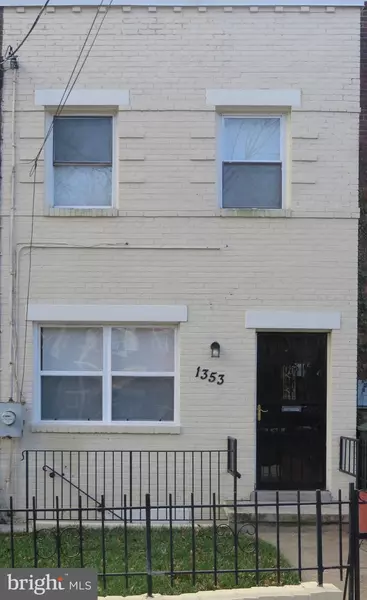 1353 TALBERT TER SE, Washington, DC 20020