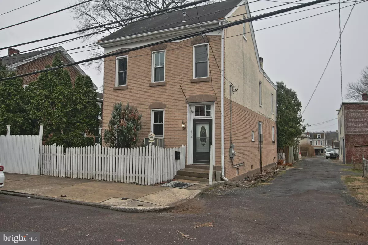 Pottstown, PA 19464,414 SOUTH ST