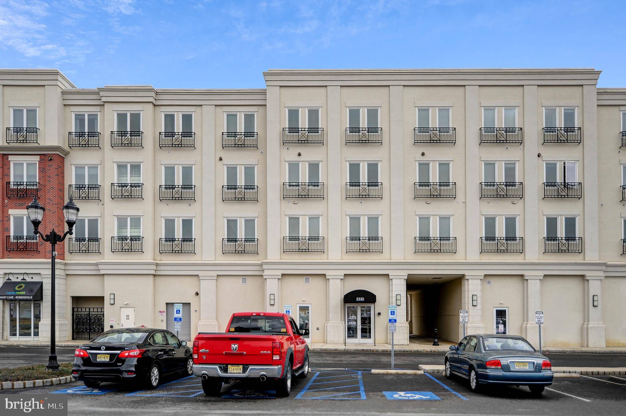 Robbinsville, NJ 08691,2330 ROUTE 33 #309