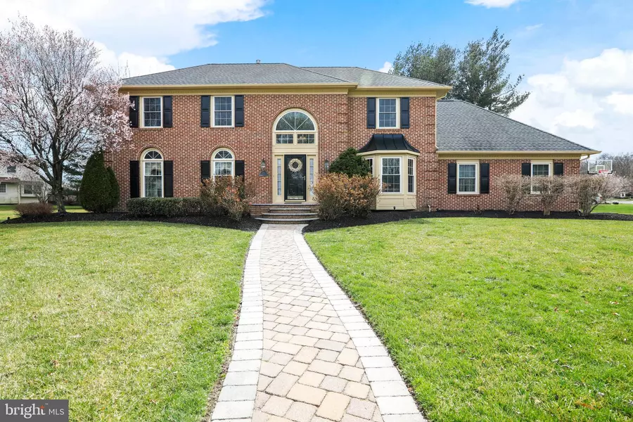 1 COLFAX LN, Hainesport, NJ 08036