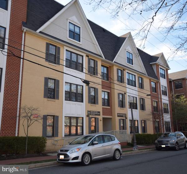 431 PARK AVE #300, Falls Church, VA 22046