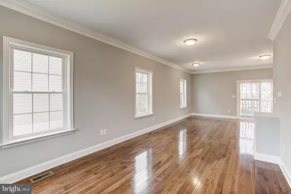 Baltimore, MD 21224,805 S NORTH POINT RD