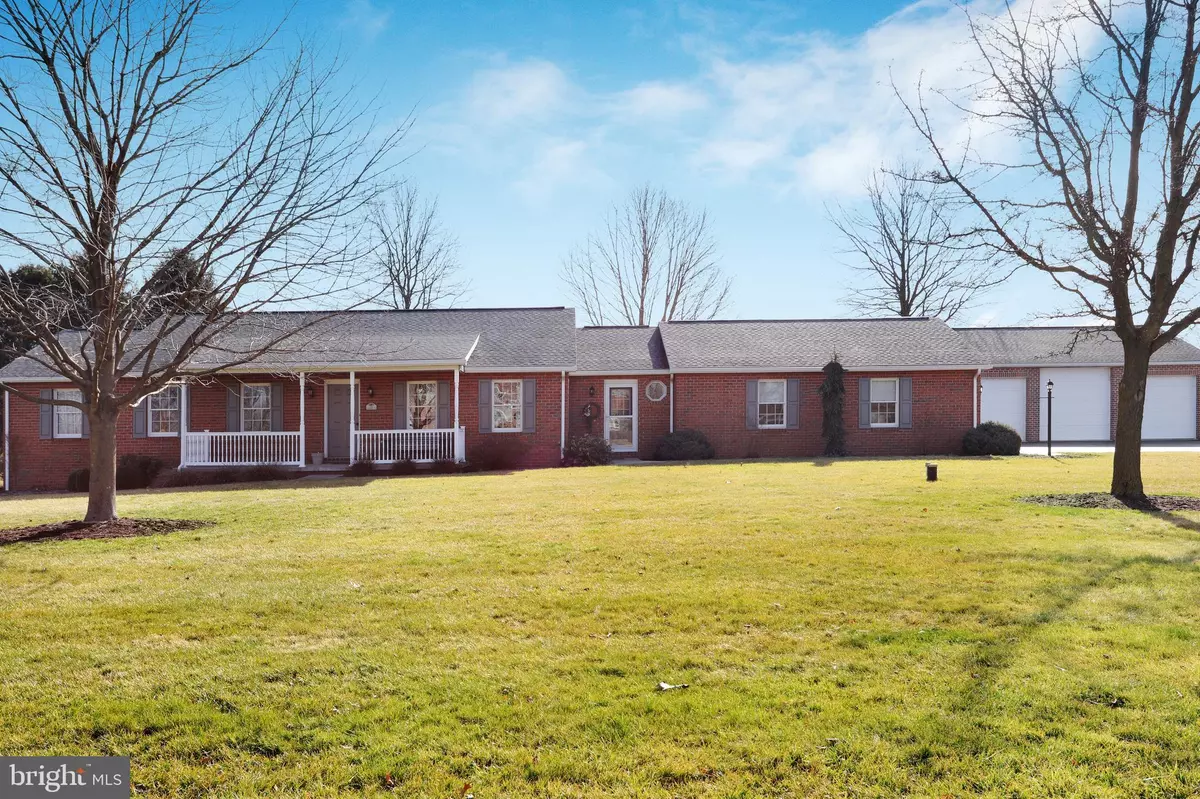 Shippensburg, PA 17257,131 CRABAPPLE LN