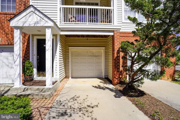 13050 MARCEY CREEK RD, Herndon, VA 20171