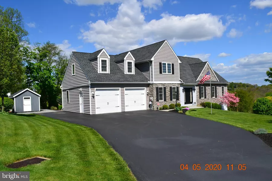 3 MARYANN CT, Columbia, PA 17512