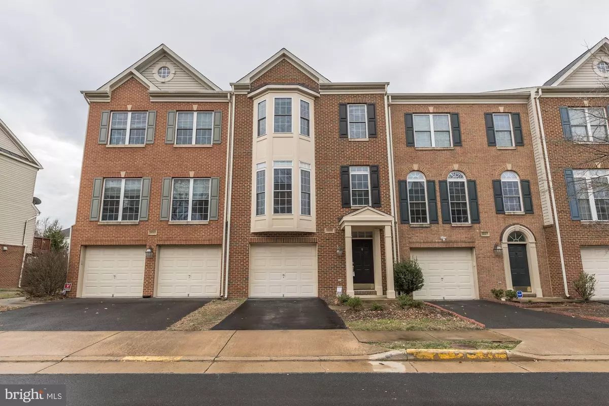 Centreville, VA 20120,13565 LAVENDER MIST LN