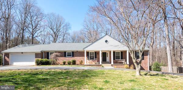 7464 WATERS PL, Warrenton, VA 20187