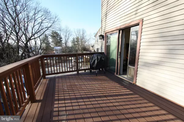 Philadelphia, PA 19128,8932 RIDGE AVE