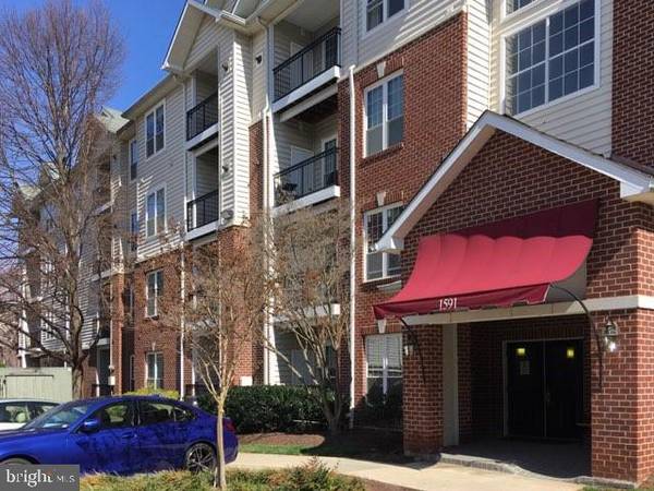 1591 SPRING GATE DR #3115, Mclean, VA 22102