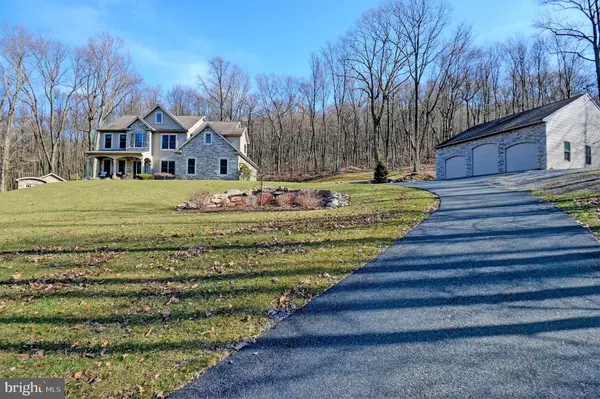 Harrisburg, PA 17112,576 BLUE MOUNTAIN PKWY