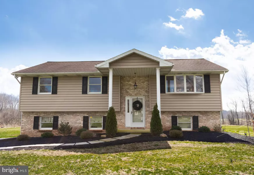 1496 STONEMILL DR, Elizabethtown, PA 17022