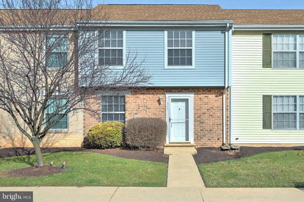 111 LEXTON DR, York, PA 17404