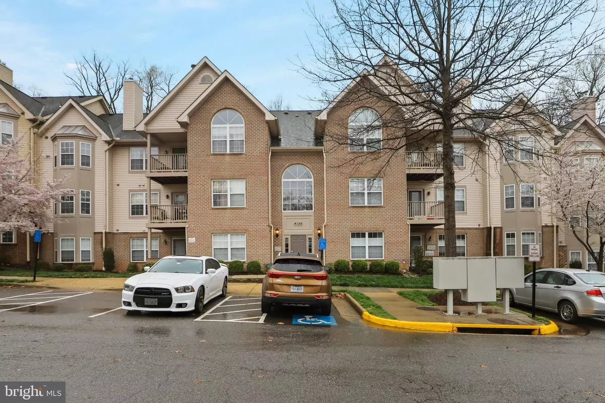 Fairfax, VA 22033,4126-B MONUMENT CT