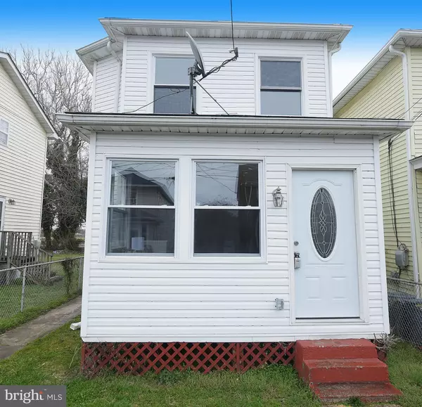 207 SOLLERS POINT RD, Baltimore, MD 21222