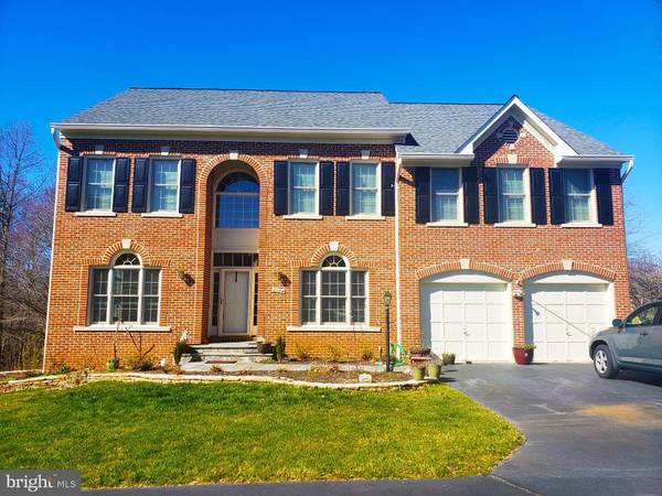 8284 ARMETALE LN,  Fairfax Station,  VA 22039