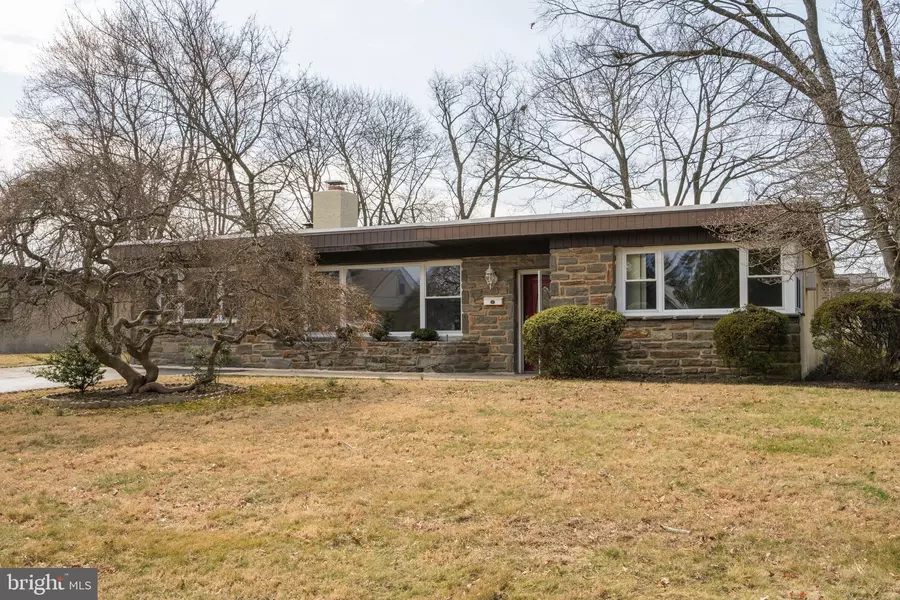 2162 MARY LN, Broomall, PA 19008