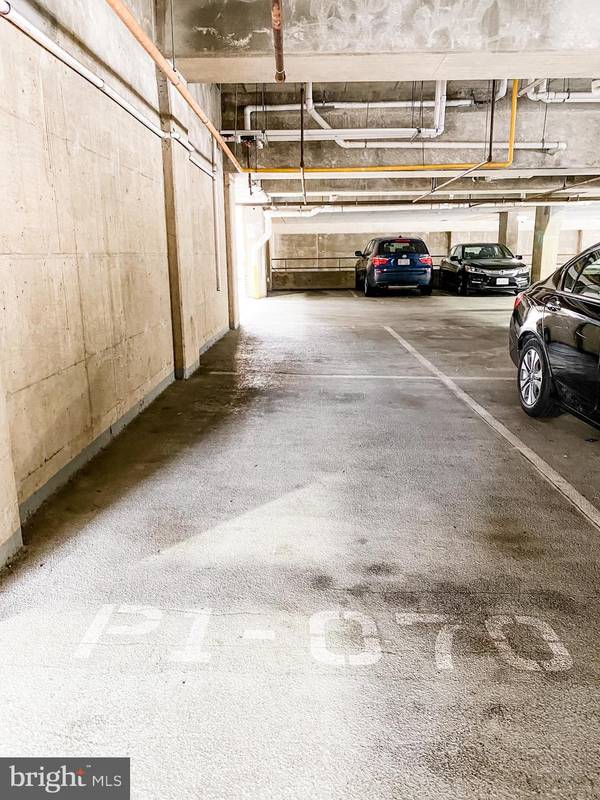 Washington, DC 20024,355 I ST SW #416