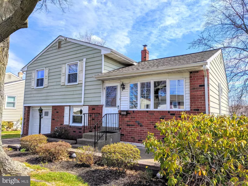 547 EDGEMONT AVE, Lansdale, PA 19446