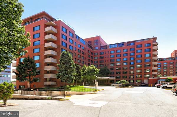 1021 ARLINGTON BLVD #744, Arlington, VA 22209