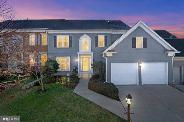 6271 KINGFISHER LN, Alexandria, VA 22312