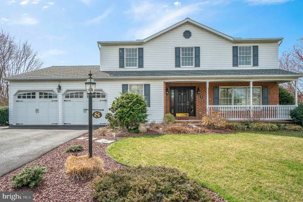 8 SNA LN, Mechanicsburg, PA 17055