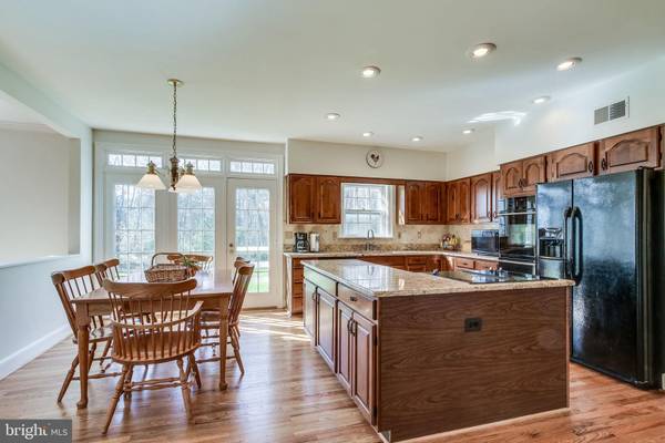 Centreville, VA 20120,15425 EAGLE TAVERN LN