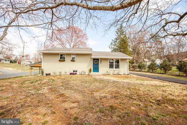 4120 ANDERSON RD, Triangle, VA 22172