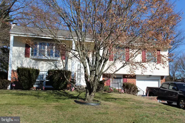 Warminster, PA 18974,245 COLONIAL DR