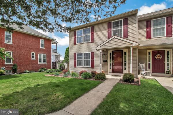 1567 W POPLAR TER, York, PA 17404