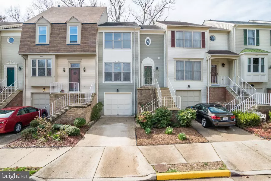 8321 RIDGE CROSSING LN, Springfield, VA 22152