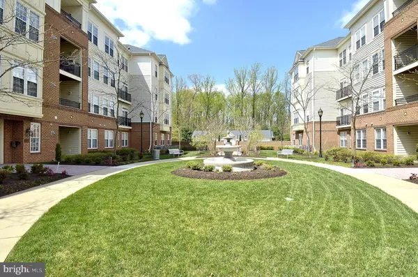 Ellicott City, MD 21043,2510 KENSINGTON GARDEN #301