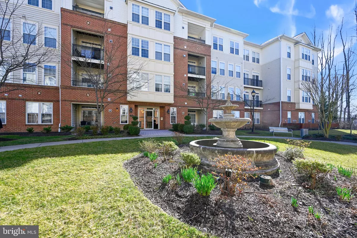 Ellicott City, MD 21043,2510 KENSINGTON GARDEN #301