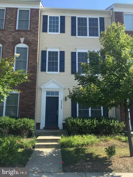 42908 CONRAD TER, Chantilly, VA 20152