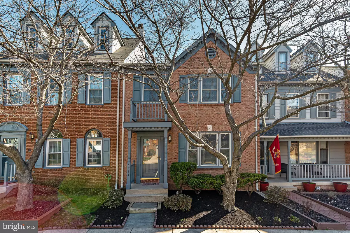 Alexandria, VA 22315,5924 WESCOTT HILLS WAY