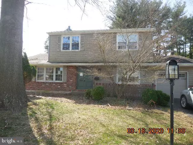 2826 E OAKLAND DR, Wilmington, DE 19808