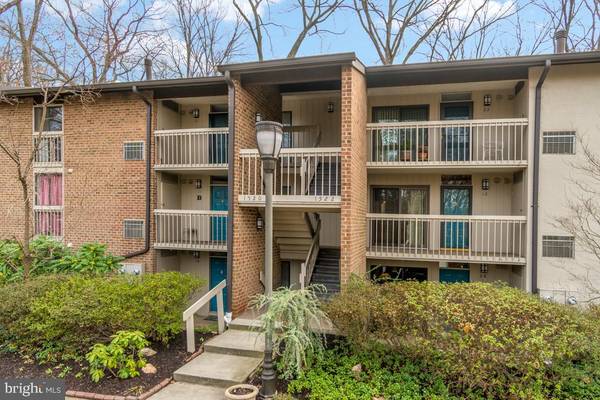 1522 MOORINGS DR #12-B, Reston, VA 20190