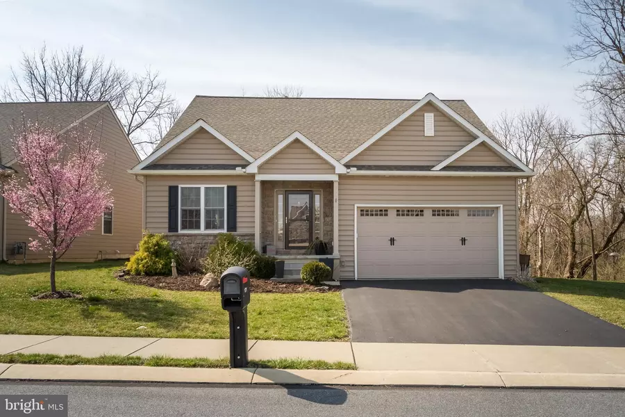 171 WAYPOINT DR, Lancaster, PA 17603