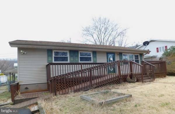 111 MOCKINGBIRD, Ridgeley, WV 26753